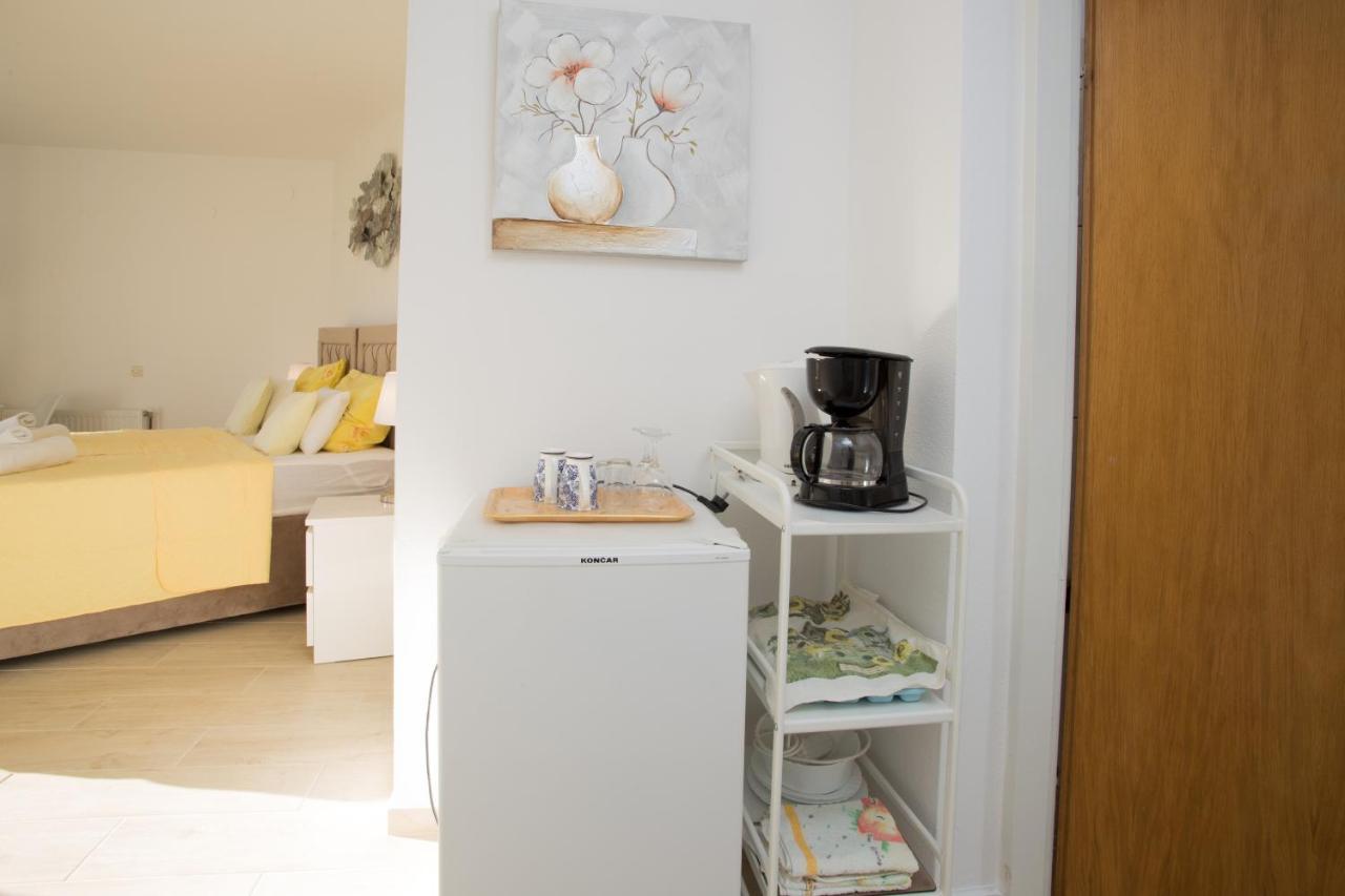 Rooms By The Sea Hvar - 8785 Hvar Town Bagian luar foto