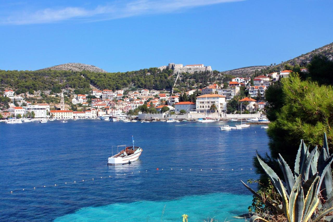 Rooms By The Sea Hvar - 8785 Hvar Town Bagian luar foto